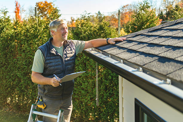 Professional Roofing technician working in Bronson, MI